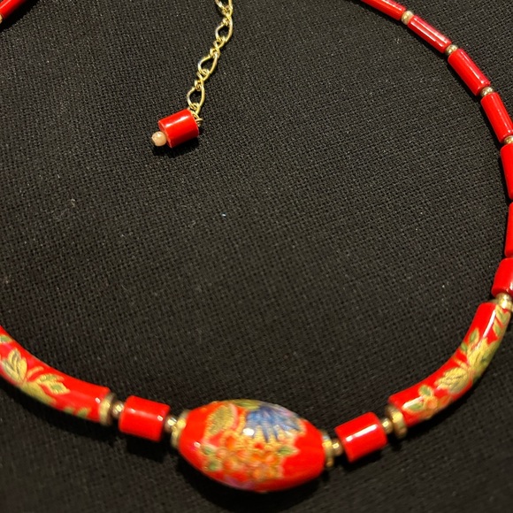 VTG Vivid Plastic Oriental Pattern Choker. Absolutely gorgeous!! - Picture 3 of 8